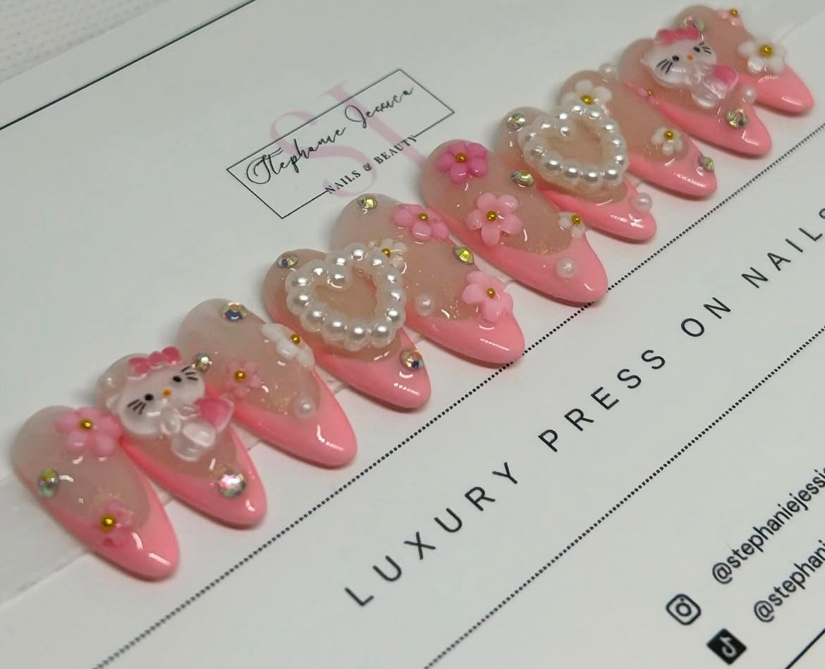 Hello Kitty Cuteness