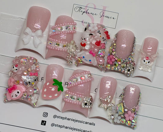 Hello Kitty Junk Nails